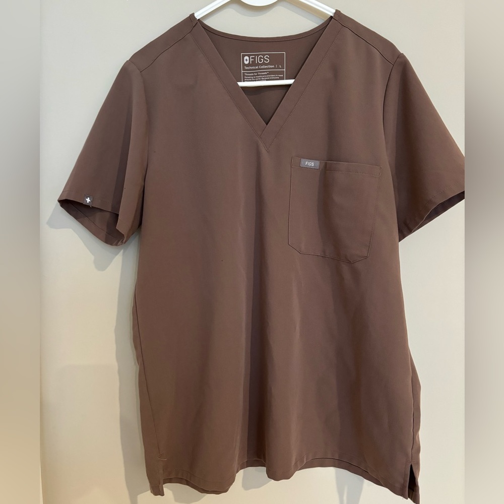 Figs Scrub top